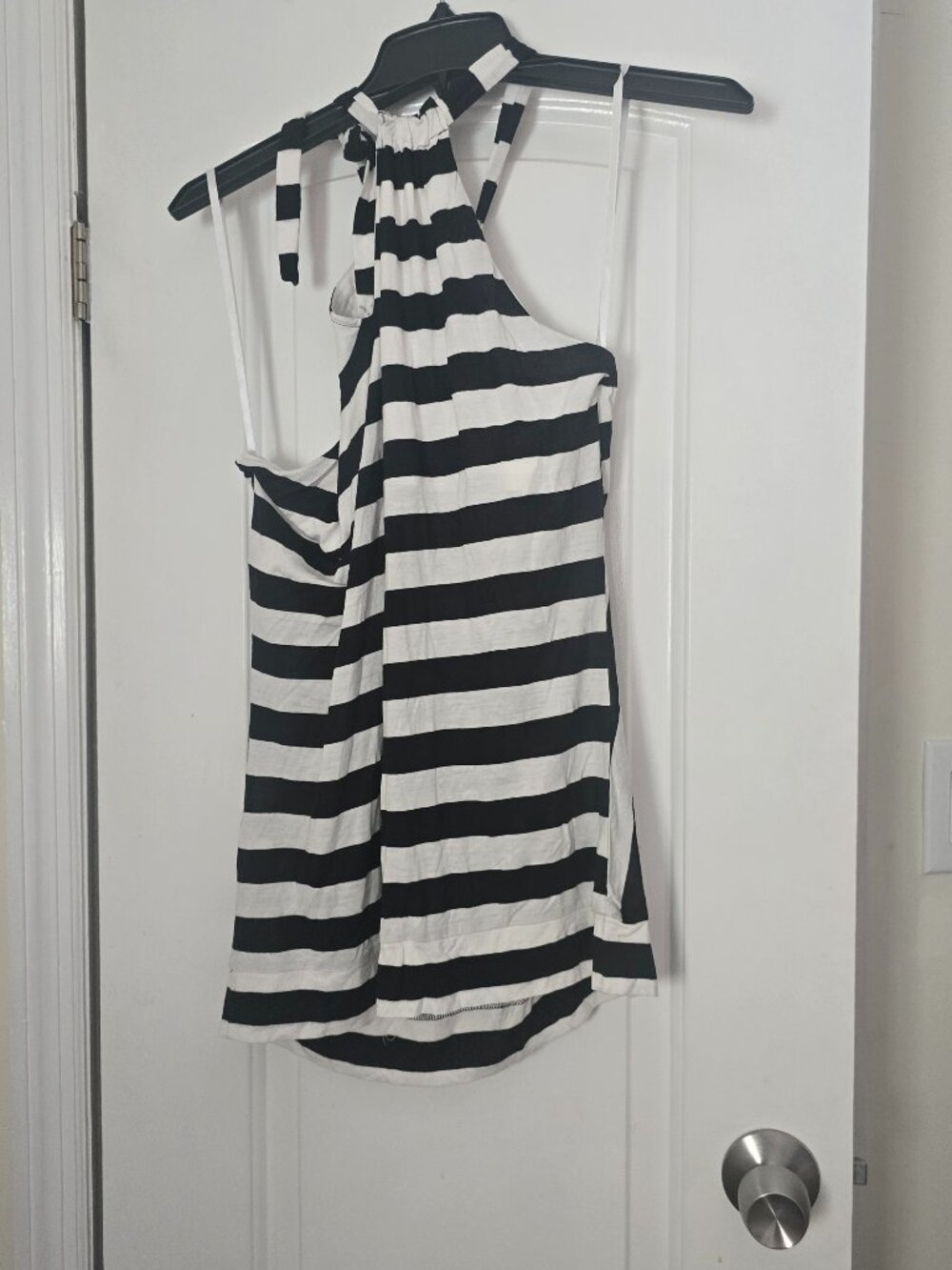 Sleeveless top
